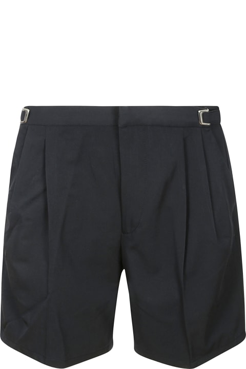 Leo T Short