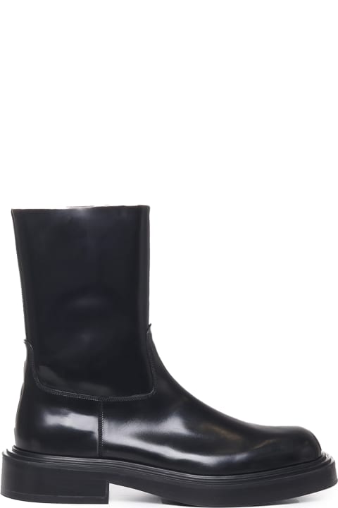 Ferragamo Shoes for Men Ferragamo Calfskin Boot