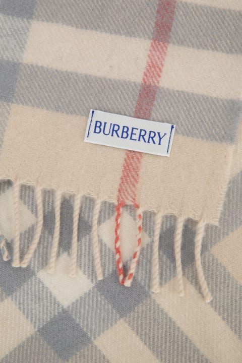 Burberry Accessories & Gifts for Girls Burberry Icon Chk Bby Blanket