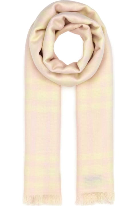 Fashion for Women Burberry Printed Wool Blend Scarf