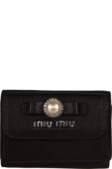 Pearl Embellished Wallet