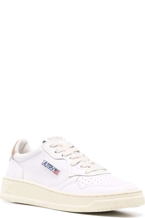 Homeware Autry 'medalist' White Low Top Sneakers With Contrasting Heel Tab In Leather Woman
