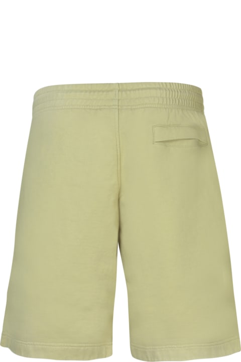 آخر صيحات الموضة من القسم الرجالي Maison Kitsuné Bold Fox Head Beige Shorts