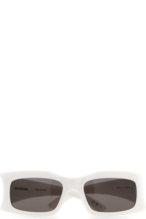 サングラス BALENCIAGA White acetate sunglasses (751432T0007 9000) Balenciaga White Acetate Sunglasses | italist