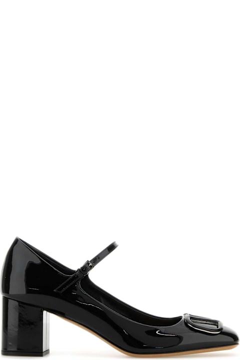 Valentino Garavani for Women Valentino Garavani Black Leather Vlogo Signature Pumps