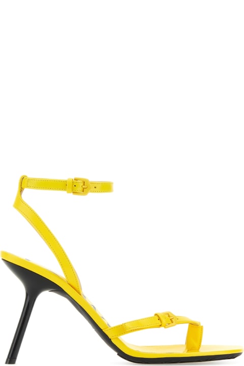 الصنادل لـ السيدات Loewe Yellow Leather Petal Sandals