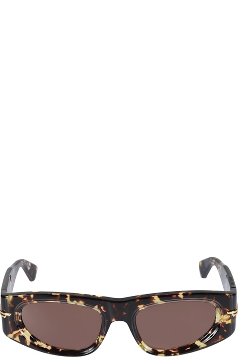 ウィメンズ新着アイテム Bottega Veneta Eyewear Geometric Cat-eye Sunglasses
