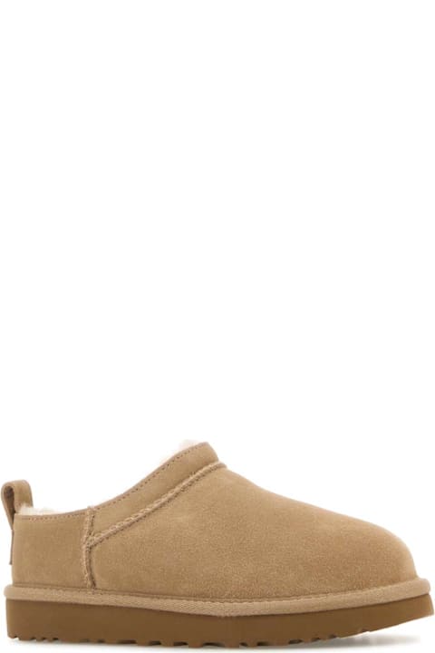 أدوات منزلية UGG Sand Suede Classic Micro Slippers
