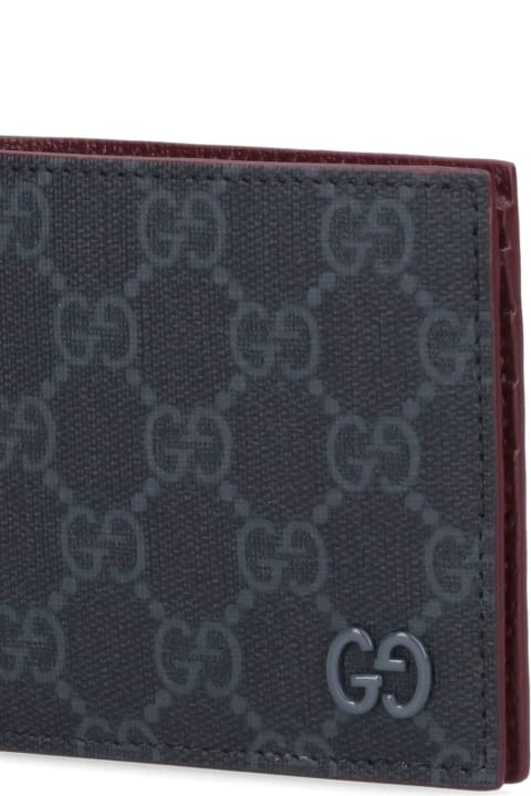 Fashion for Men Gucci Bi-fold Wallet With 'gg' Detail