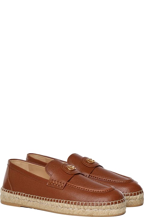 Valentino Garavani أحذية لـ القسم الرجالي Valentino Garavani Caramel Leather Vlogo Espadrilles