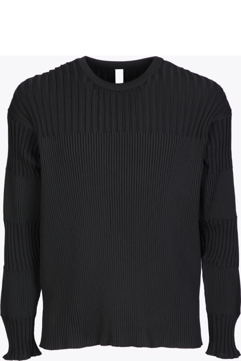 Fluted Top 3 Black rib-knitted curled top - Fluted top