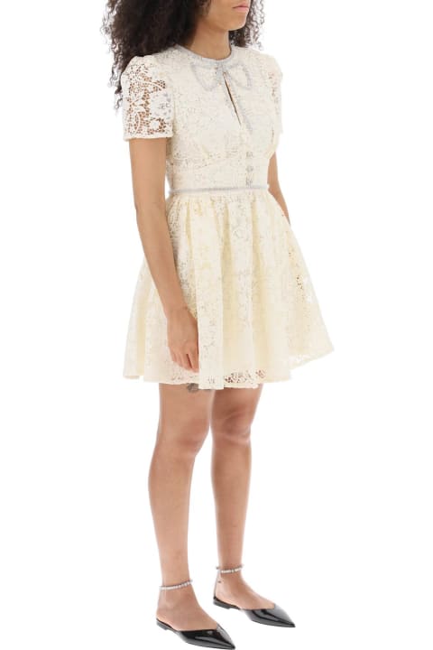 ウィメンズ self-portraitのワンピース＆ドレス self-portrait Mini Dress In Floral Lace With Crystal Bow