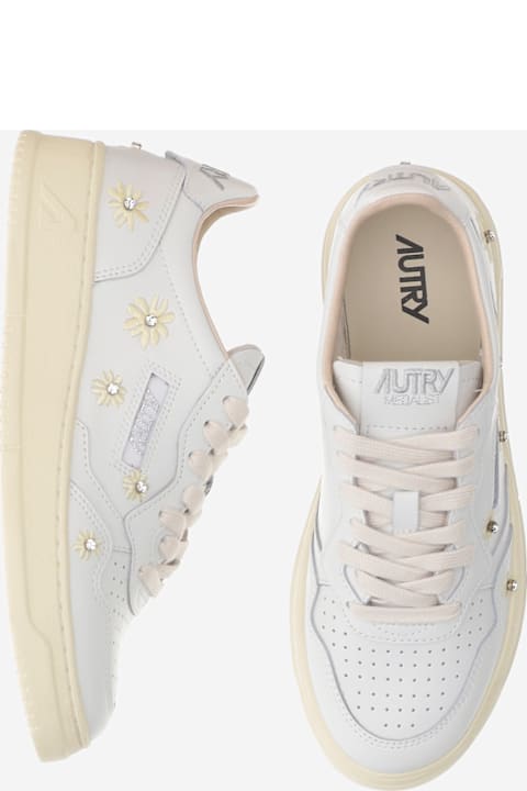 Autry Medalist Low Leather Sneakers