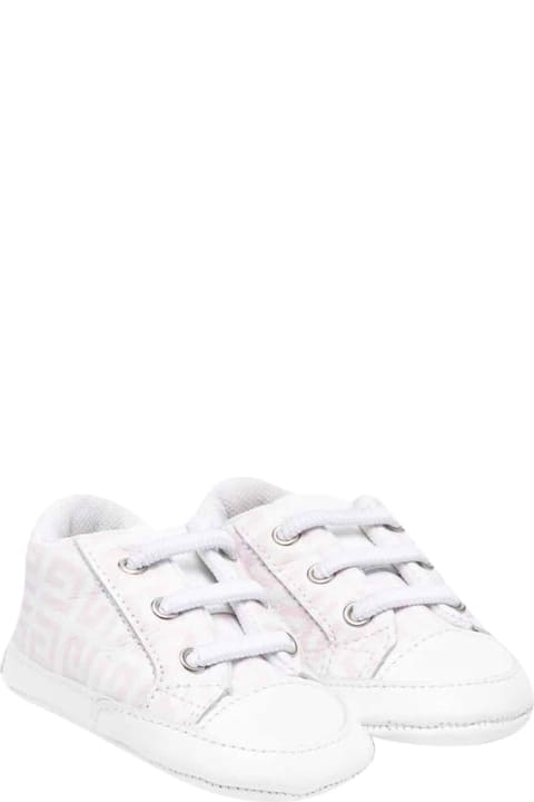 White Sneakers Baby Girl .