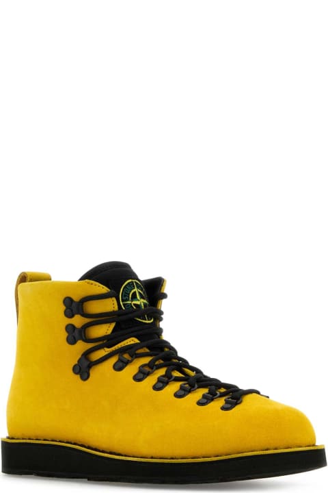 Stone Island Sneakers for Men Stone Island Yellow Leather S0204 Nabuk Sneakers