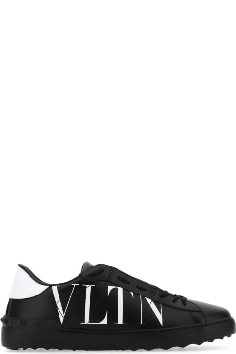 メンズ Valentino Garavaniのシューズ Valentino Garavani Black Leather Open Sneakers