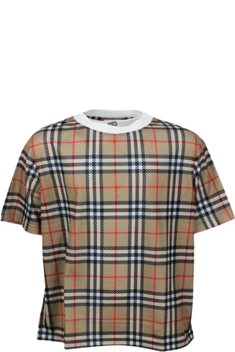Burberryのボーイズ Burberry Crew-neck, Short-sleeved T-shirt In Perforated Fabric With Chekc Motif.