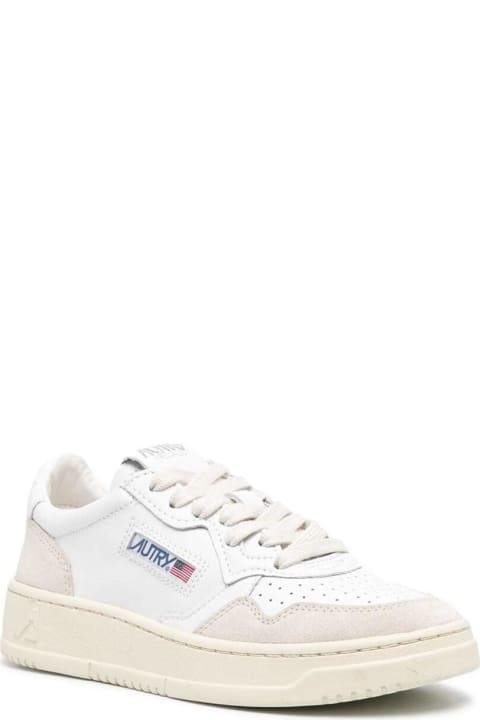 Homeware Autry 'medalist' White Low Top Sneakers With Blue Suede Details In Leather Woman