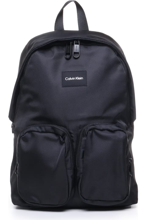 メンズ Calvin Kleinのバックパック Calvin Klein Round Backpack