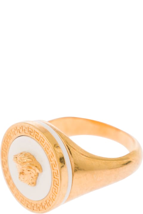 Gold-colored Ring With Medusa Detail And Greca Motif In Metal Man