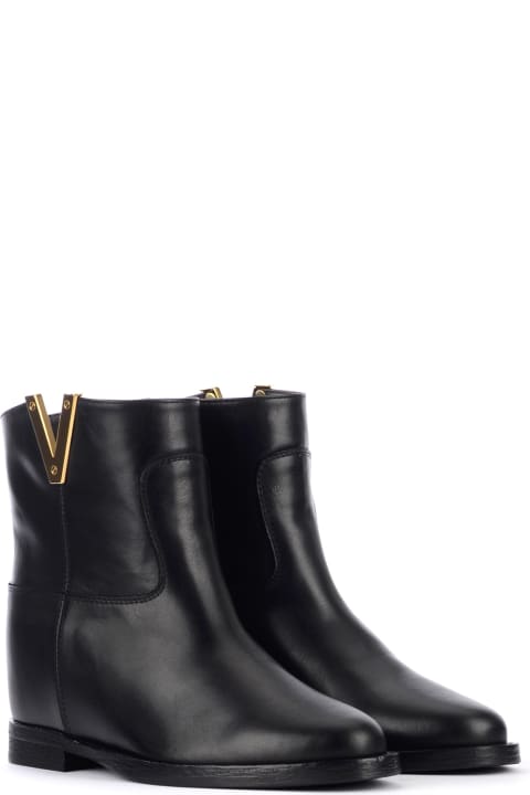Fashion for Women Via Roma 15 Ankle Boot In Black Leather With Golden V