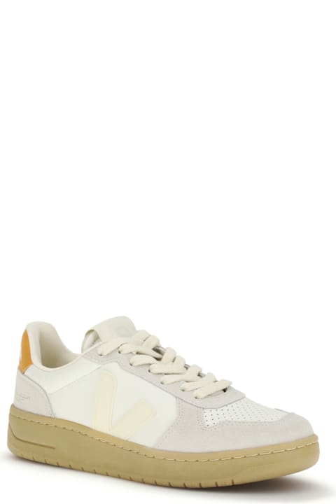 Veja V-82 Sneakers