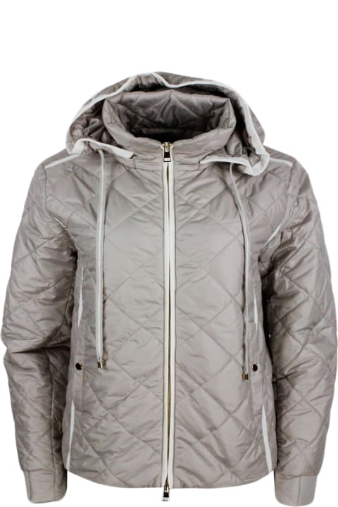 ウィメンズ Lorena Antoniazziのコート＆ジャケット Lorena Antoniazzi Lightweight Quilted Nylon Jacket With Detachable Hood And Zip Closure
