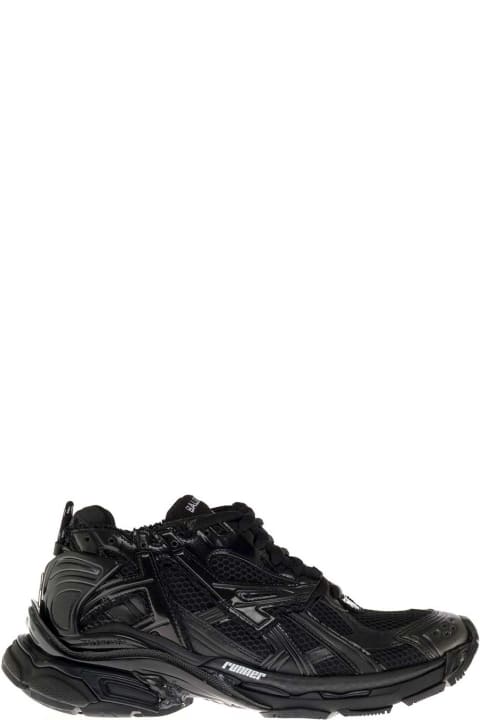 Black Runner Sneakers