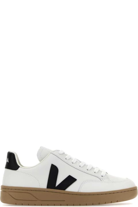 ウィメンズ シューズ Veja White Leather V-12 Sneakers