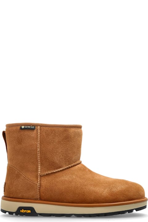 UGG Snow Boots 
classic Mini Gtx
