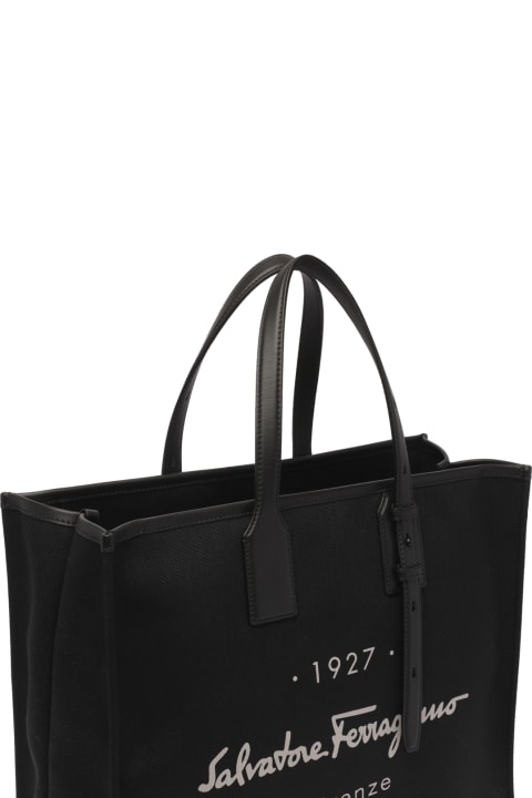 SALVATORE FERRAGAMO スタシオホックストトハック 【関税込】 Ferragamo Studio Box bag (XS) - ウィメンズ | Ferragamo