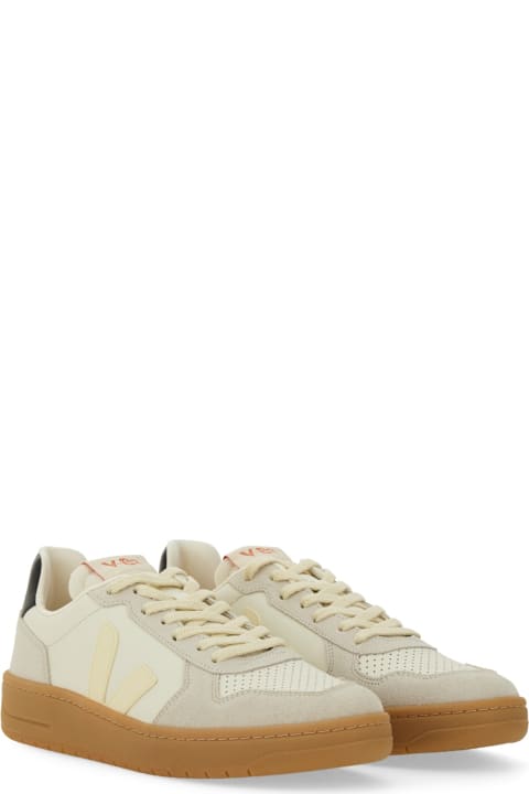 Sneakers for Men Veja Sneaker "v-82"