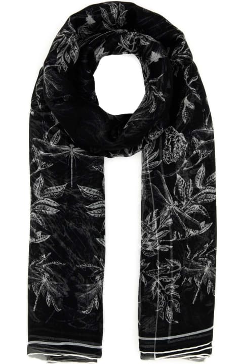 ウィメンズ Alexander McQueenのスカーフ＆ストール Alexander McQueen Printed Silk Foulard