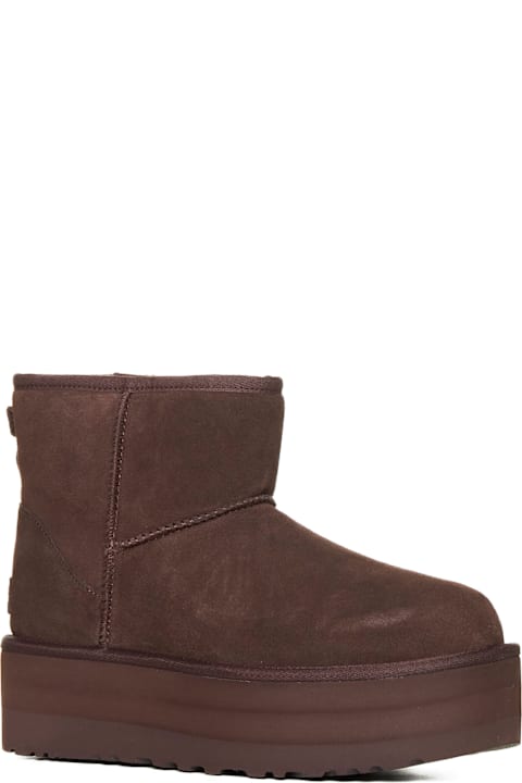 UGG أحذية برقبة لـ السيدات UGG Boots