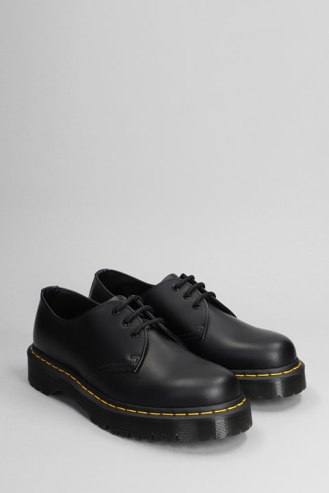 Dr. Martens Laced Shoes for Men Dr. Martens 1461 Bex Lace Up Shoes In Black Leather