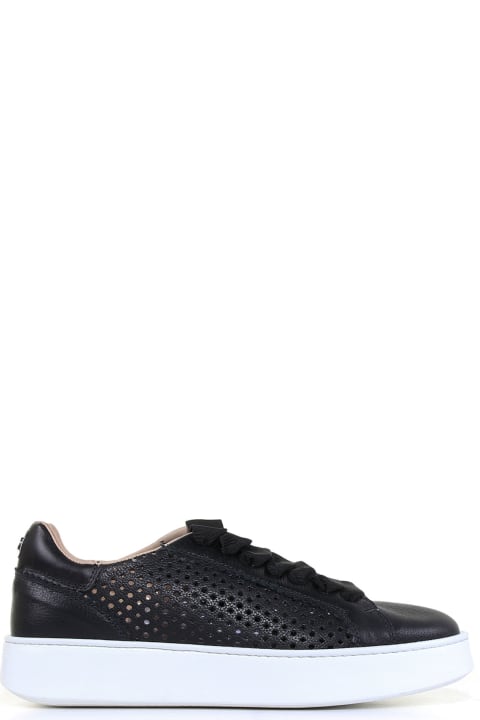 Sneaker In Perforated Nappa