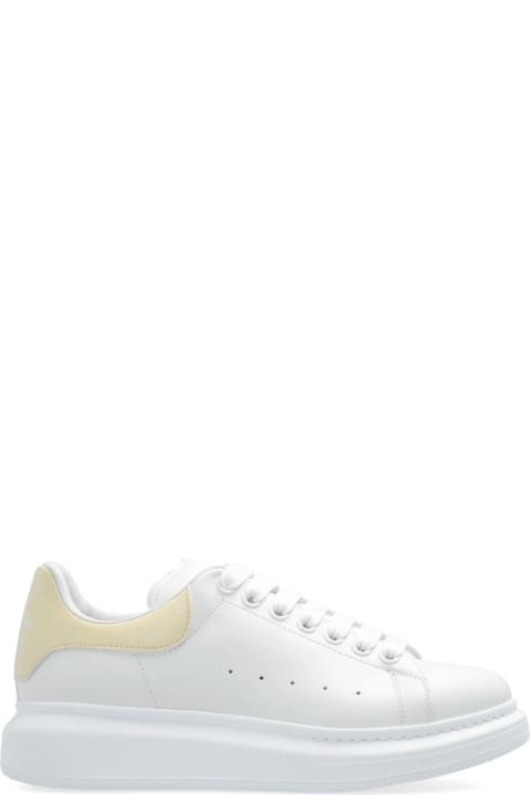 ウィメンズ ウェッジシューズ Alexander McQueen White Oversized Sneakers With Yellow Shiny Spoiler