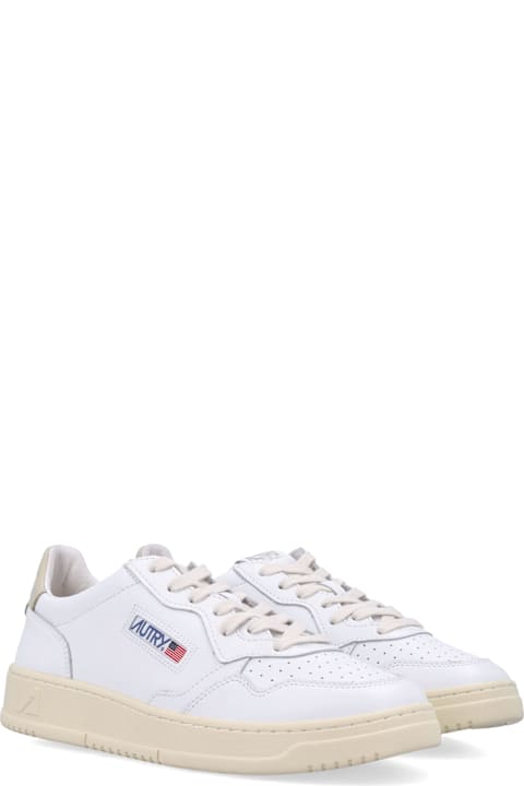 Autry Medalist Low Woman's Sneakers