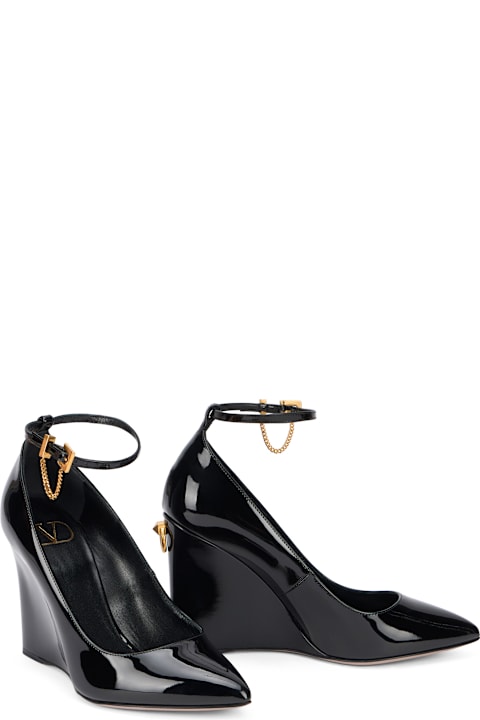 Homeware Valentino Garavani Décolleté In Vernice Traduit En Anglais Est "varnished Décolleté".