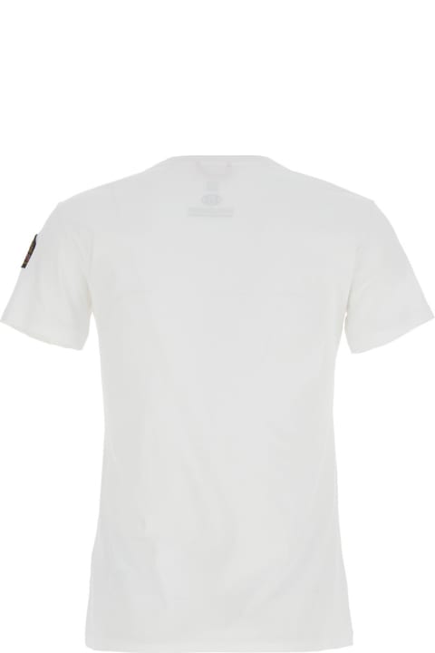 'basic' T-shirt
