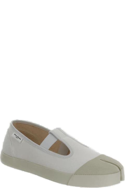 Flat Shoes for Women Maison Margiela On The Deck Tabi Mary Jane Shoes