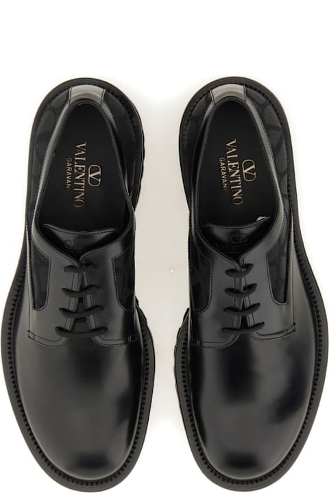 أحذية اللوفرز والبوت لـ القسم الرجالي Valentino Garavani Derby Shoe.