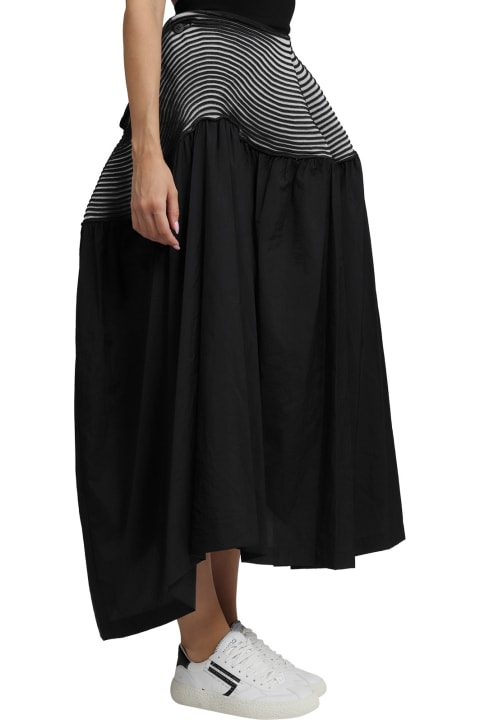 Winding Solid Black Skirt
