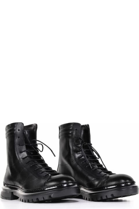 Ankle Boot In Leather With Laces