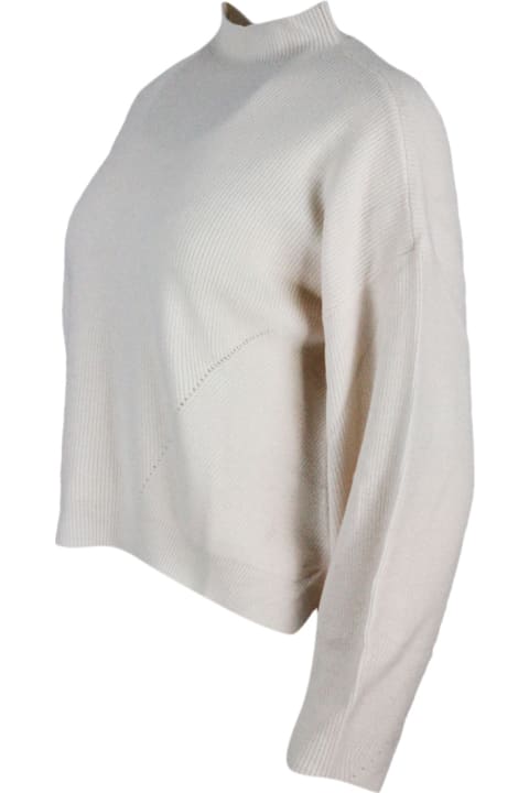 Long-sleeved V-neck Sweater In Wool Blend With A More Elongated Shape In The Back And Wide Sleeves