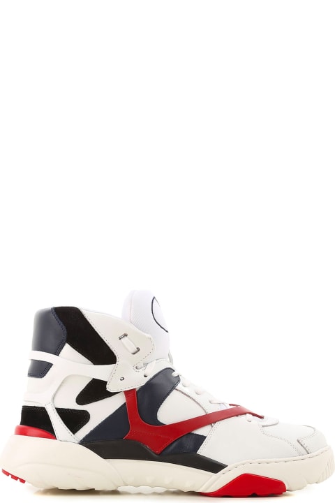 メンズ Valentino Garavaniのシューズ Valentino Garavani High Top Leather Sneakers