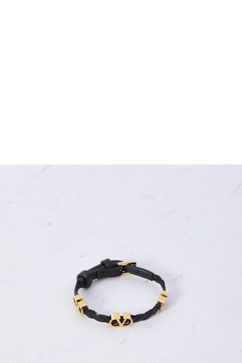 【送料&関税込】Bottega Veneta Crochet Spiral Bracelet Bottega Veneta Crochet Spiral Bracelet | italist