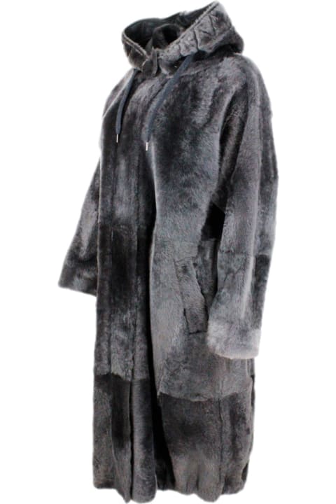ウィメンズ Brunello Cucinelliのウェア Brunello Cucinelli Long Shearling Coat With Detachable Hood And Monili Along The Zip Closure