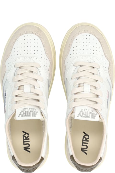 Autry Medalist Low White & Teak Woman's Sneakers