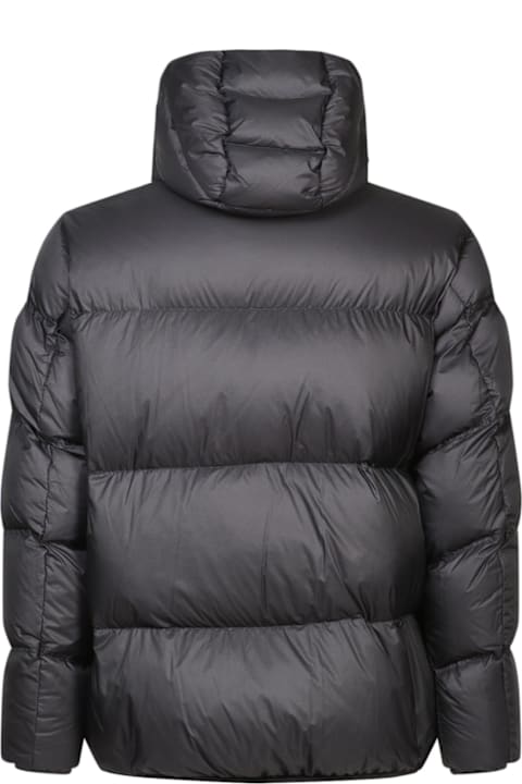 آخر صيحات الموضة من القسم الرجالي Moncler Masac Short Down Jacket